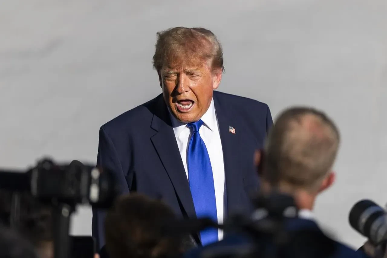 Donald Trump'tan İran'a saldırı sinyali: Yeniden bombalama ihtimalim var