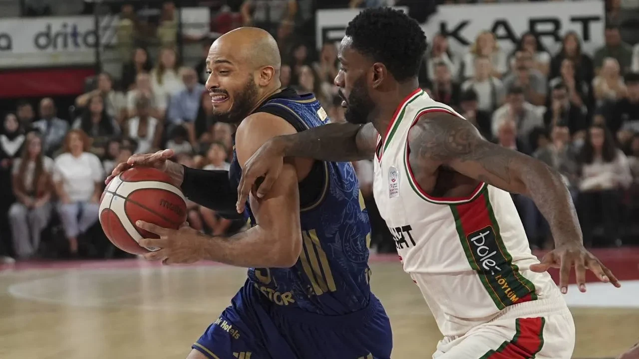 Fenerbahçe Tarfin, Karşıyaka deplasmanında kazandı! Sarı-lacivertlilerden 97-72'lik galibiyet