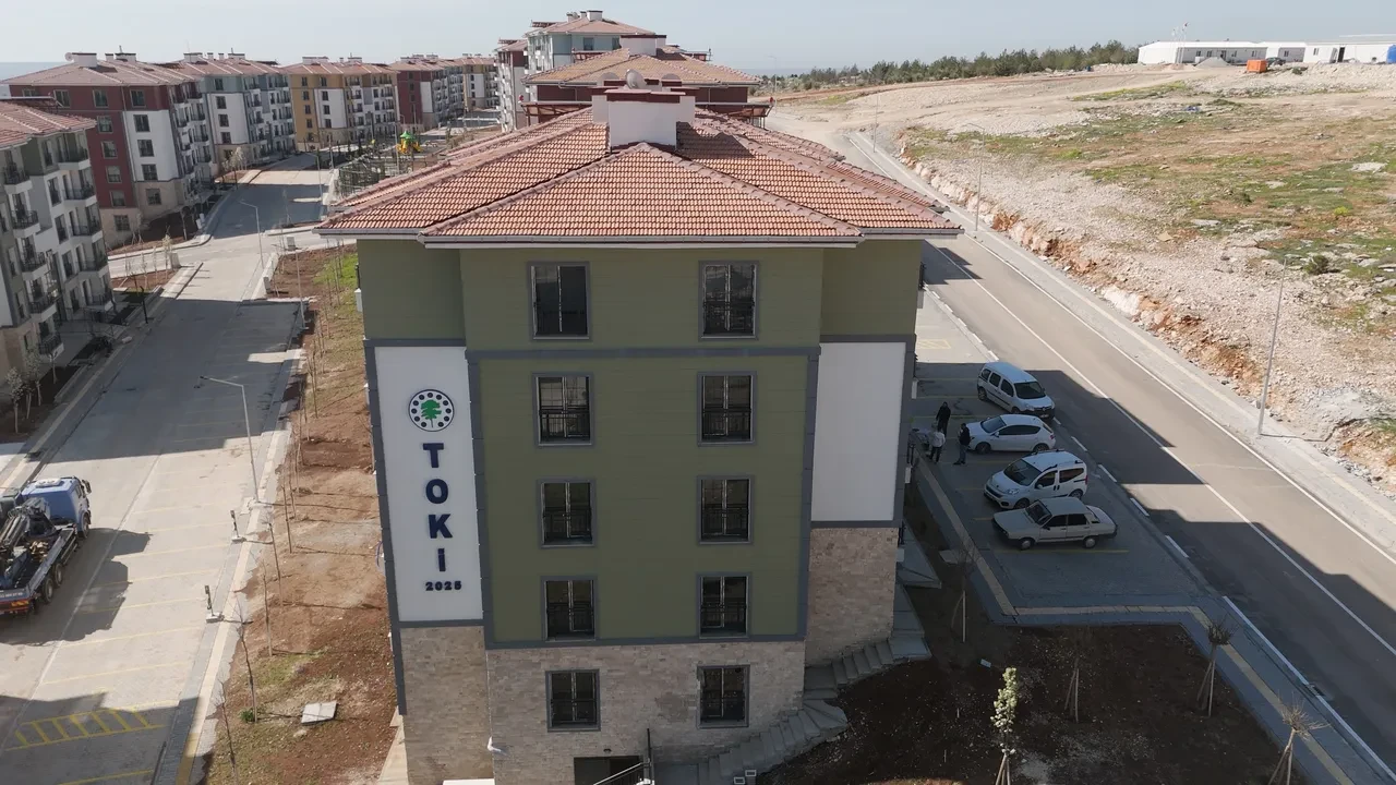 TOKİ stok konut satışı 2026 ne zaman, hangi illerde? AÇIK ARTIRMA TEMİNAT BEDELİ NE KADAR?