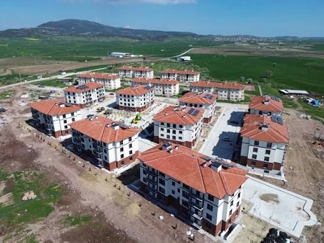 TOKİ stok konut satışı 2026 ne zaman, hangi illerde? AÇIK ARTIRMA TEMİNAT BEDELİ NE KADAR?