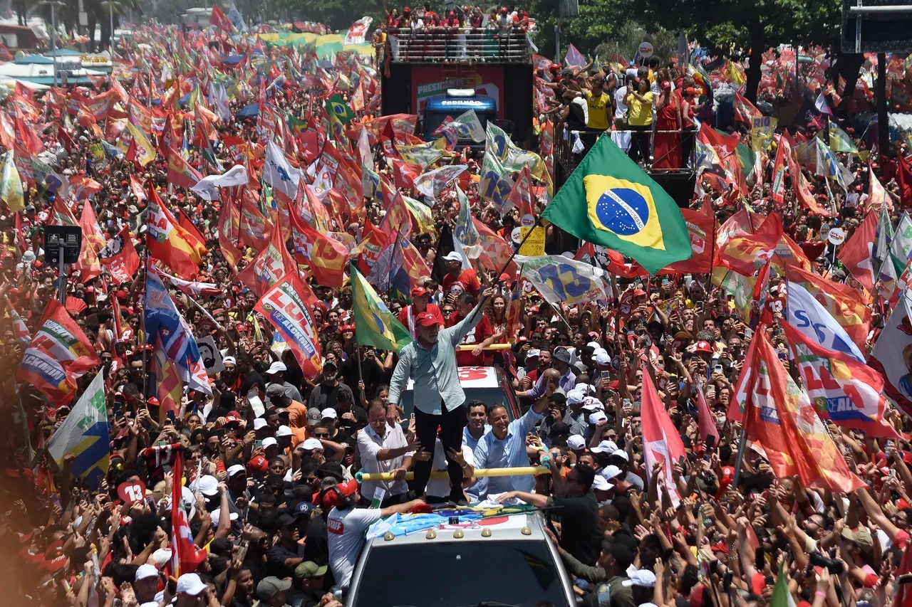 Brezilya'da başkanlık seçimi sonuçları belli oldu: Kazanan Lula da Silva