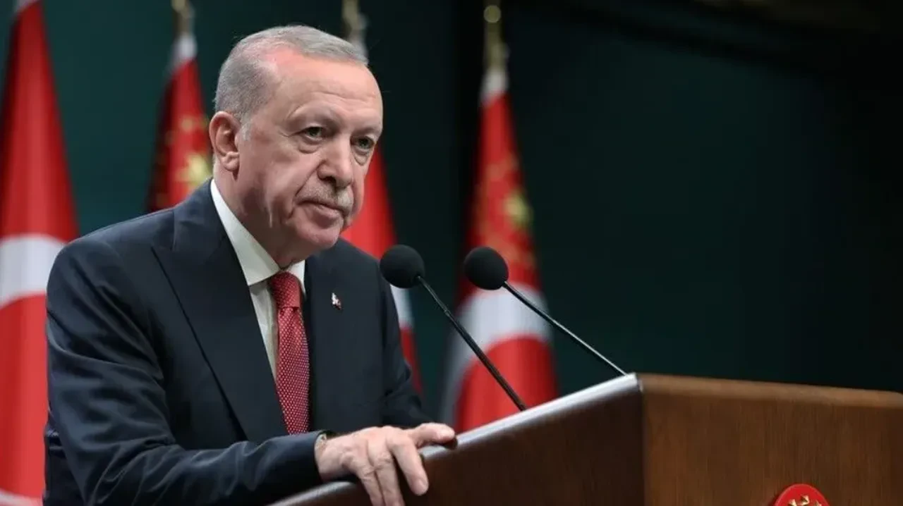 Cumhurbaşkanı Erdoğan'dan kabine sonrası emeklilere müjde: 2027 bütçesinde yer alacak