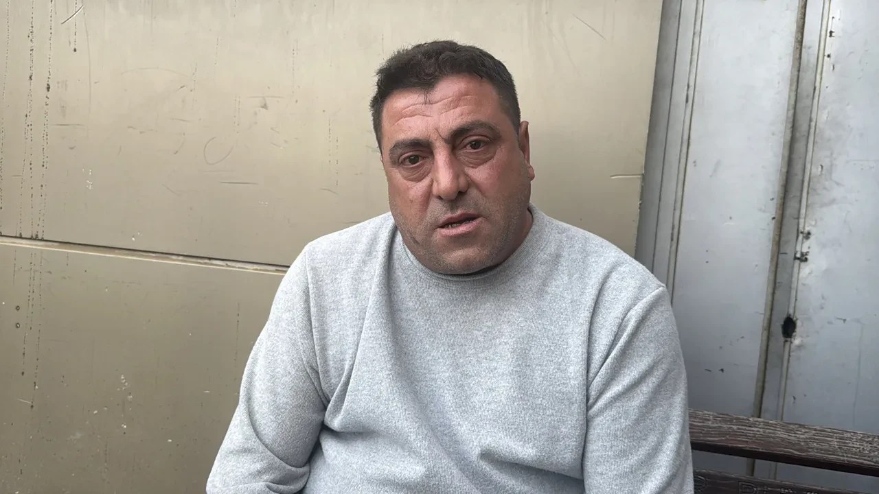 Doktor Şahin Bingüllü Ayvalık'ta tekne batarken çocuklara son anda can yeleği giydirmiş! Eşinin törendeki sözleri yürek yaktı