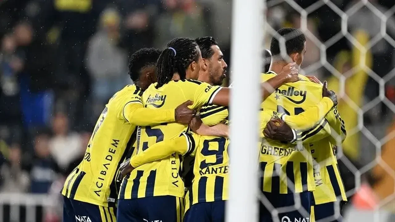 Fenerbahçe Galatasaray’ı yenerse lider mi, puan farkı kaç? GS FB istatistikleri!