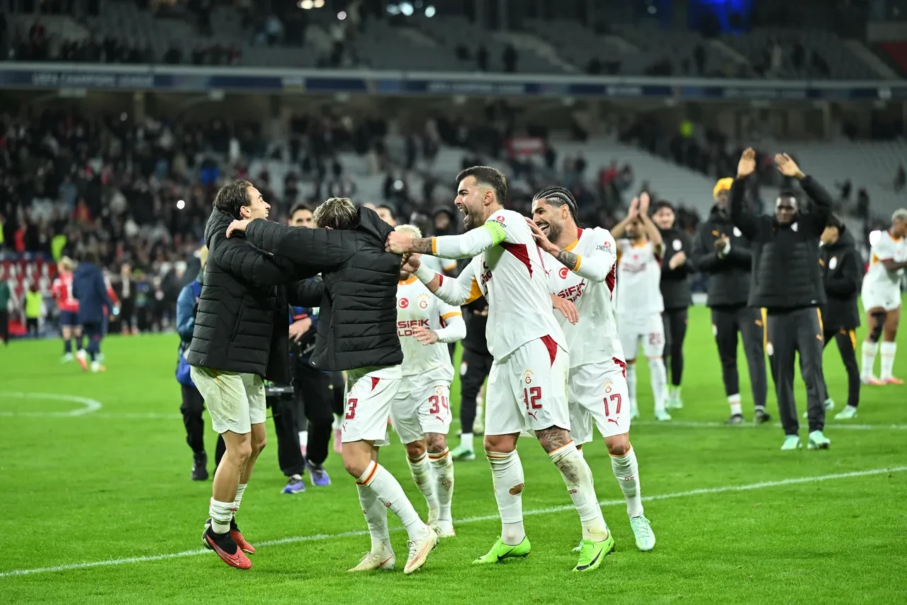 Galatasaray-Fenerbahçe derbisini kim kazanır? Yapay zekadan çarpıcı skor tahmini