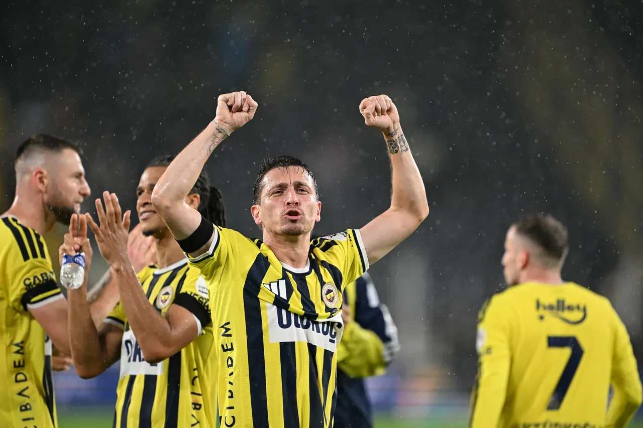 Galatasaray-Fenerbahçe derbisini kim kazanır? Yapay zekadan çarpıcı skor tahmini