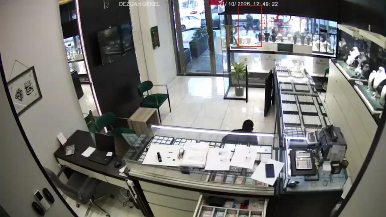 Kuyumcudaki dehşette yeni detay! Saldırganın teklifi şoke etti: "Kolyeyi ver senin için adam vururum"