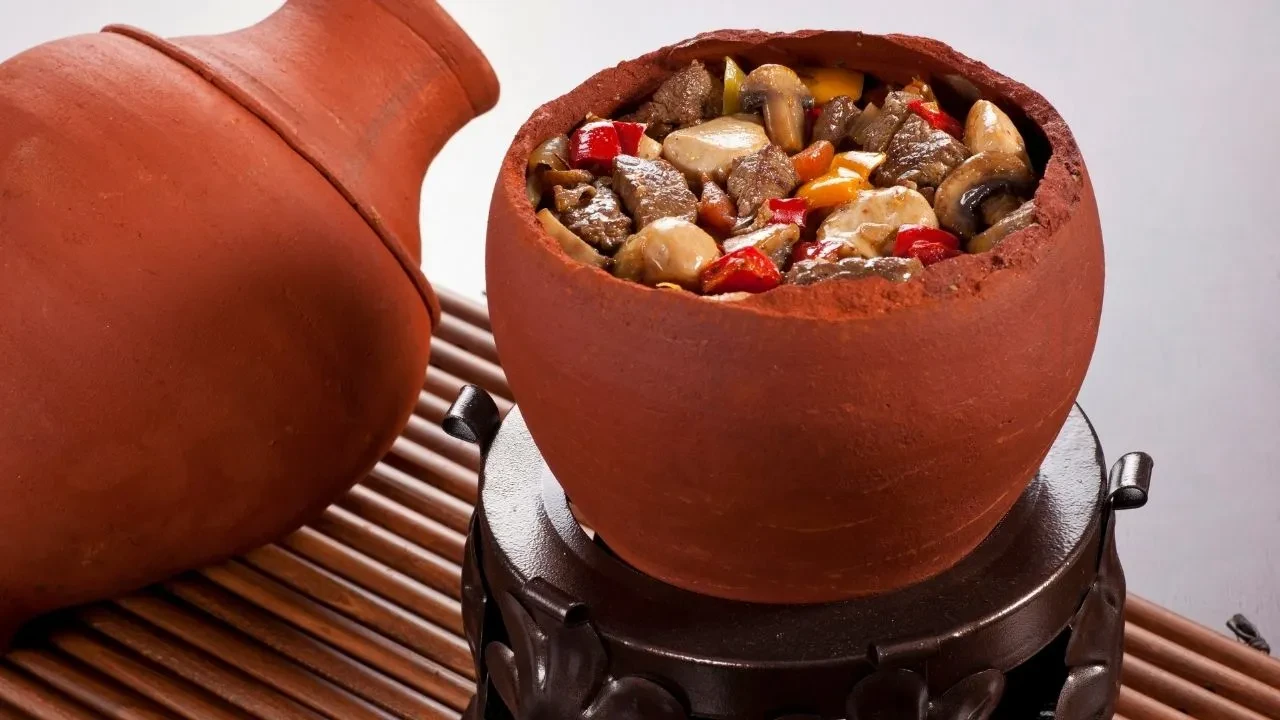 Masterchef testi kebabı tarifi! Testi kebabı nasıl yapılır, kırılır? İşte orijinal tarif