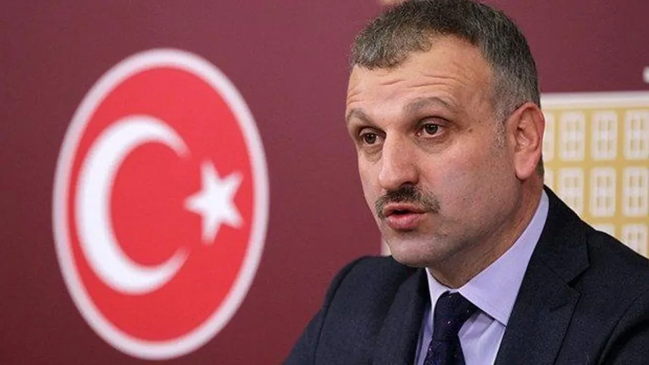 Oktay Saral istifa ettiğini açıkladı