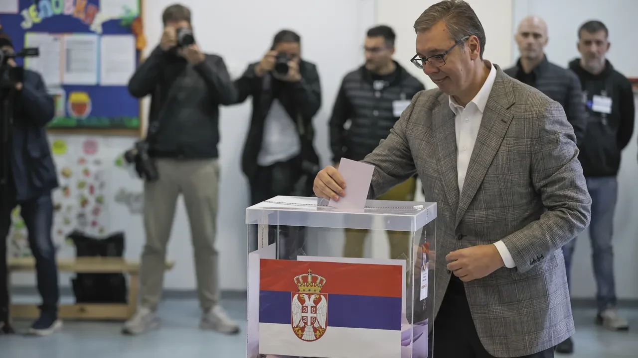 Sırbistan'da eski Cumhurbaşkanı Vucic başbakanlık seçiminde yenilgiyi kabul etti
