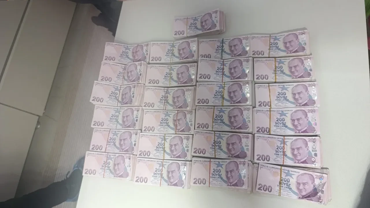 Ankara'da merkezli 2 ilde DEAŞ operasyonu! Çok sayıda şüpheli yakalandı