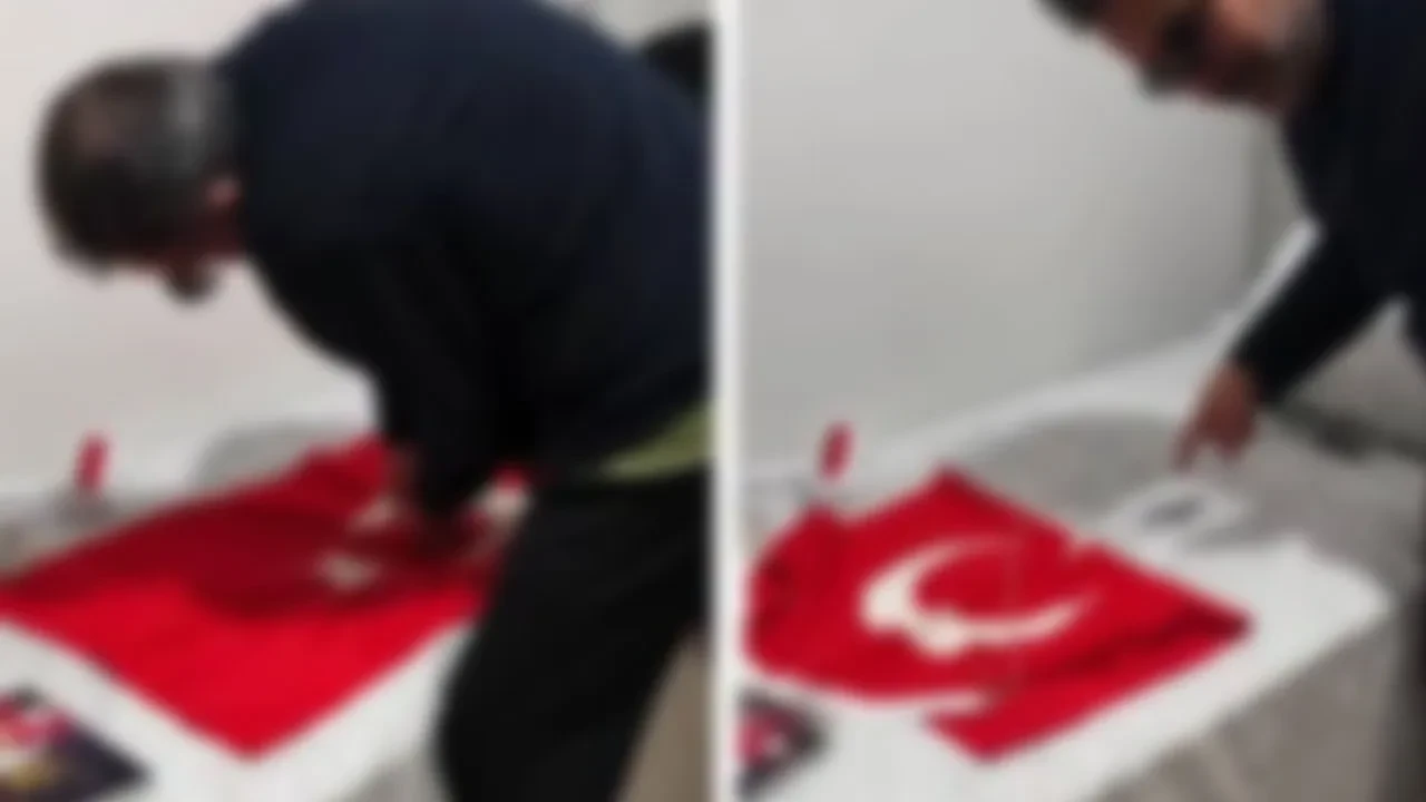 Atatürk ve Türk bayrağına hareket etti! Skandal görüntülerin ardından o öğretmen gözaltına alındı