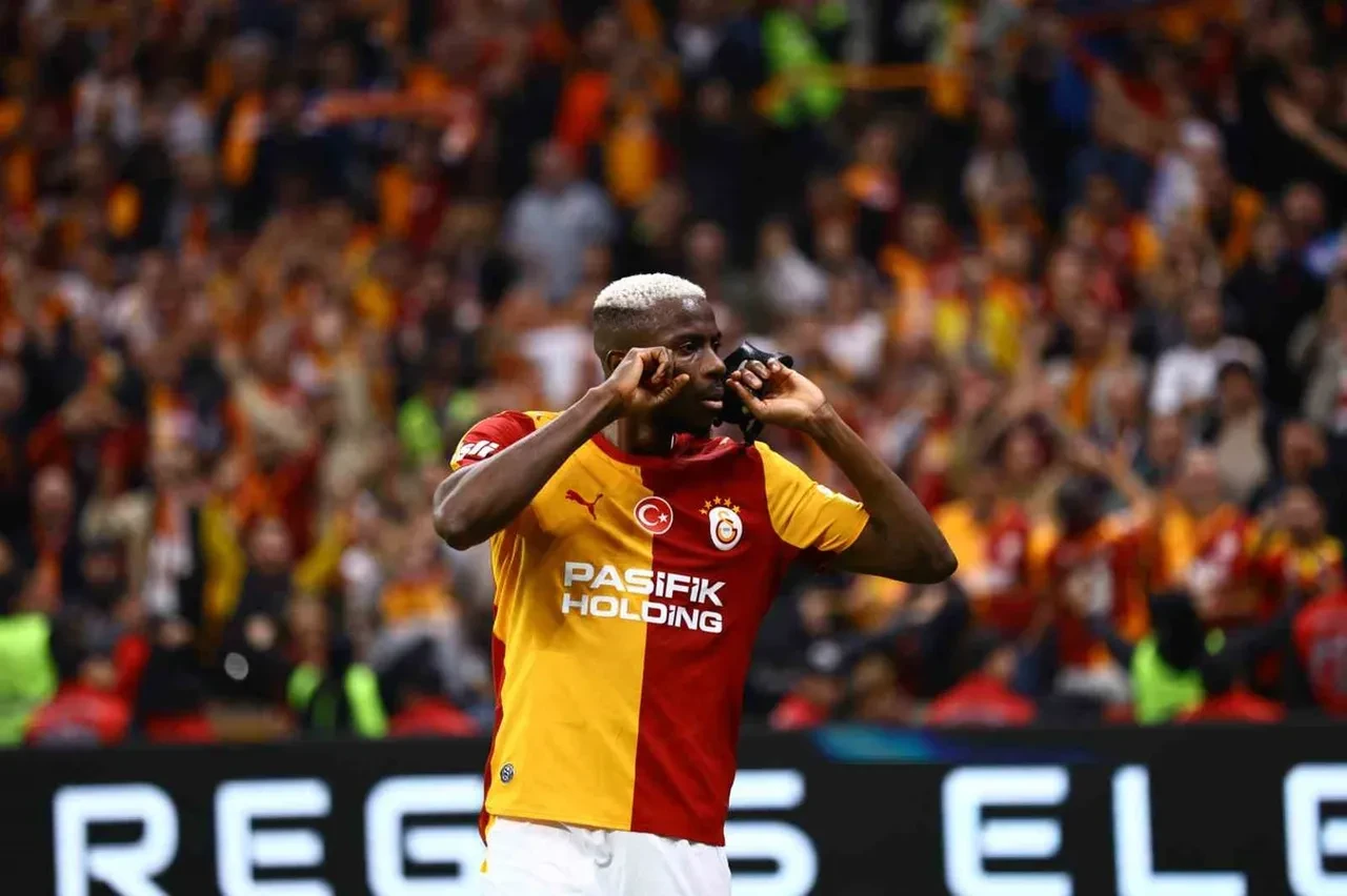 Fenerbahçe derbisi sonrası Osimhen'den olay sözler: 'Başka kulüpte olsa kıskanırdım!'