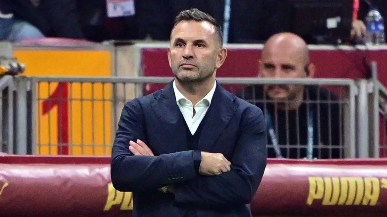 Galatasaray Teknik Direktörü Okan Buruk, Fenerbahçe galibiyetini değerlendirdi! "Bu senenin en rahat maçını oynamış olabiliriz"