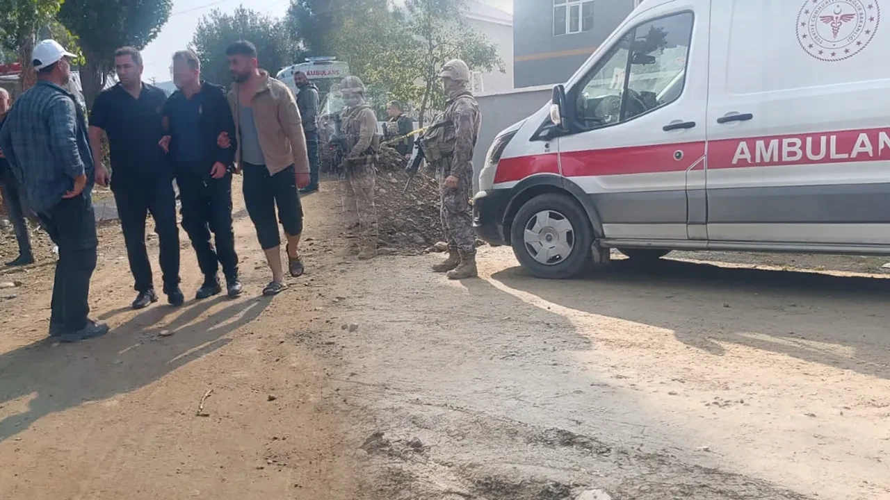 Muş'ta toprak anlaşmazlığı kanlı bitti: Emekli polis kardeşini ve ailesini vurup intihar etti