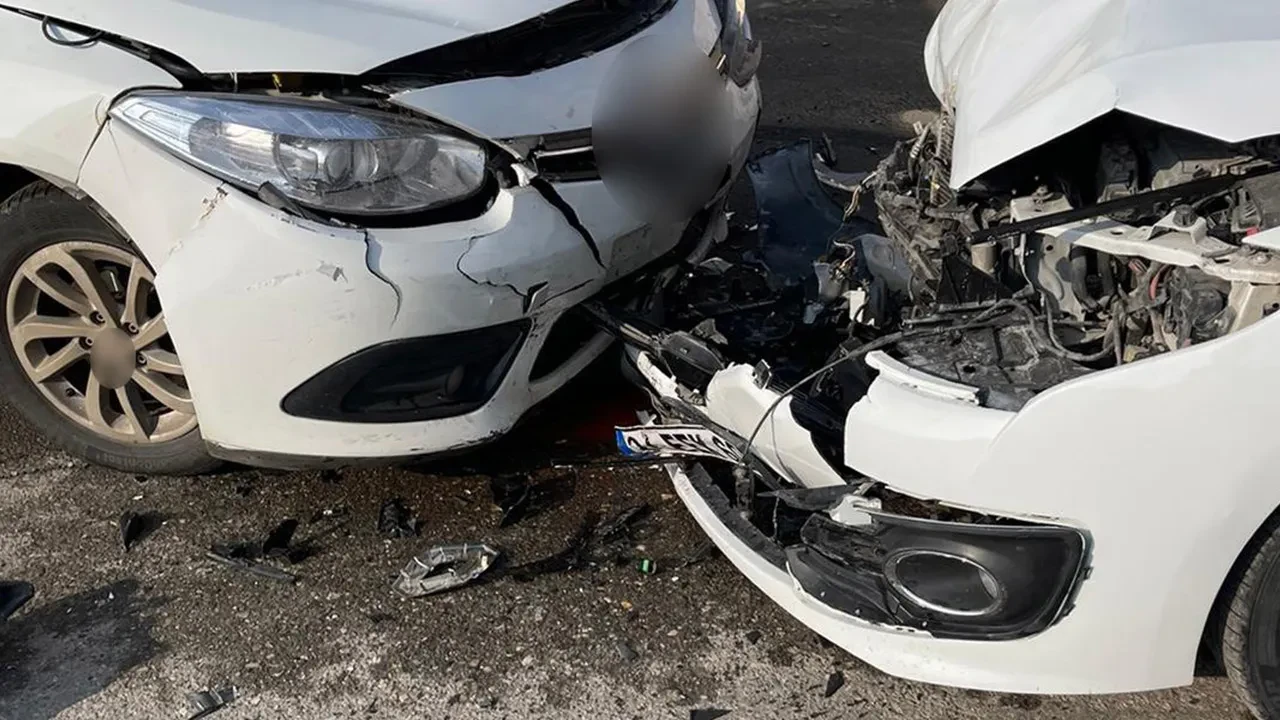 Sahte araç kazalarıyla sigorta vurgunu: 43 gözaltı