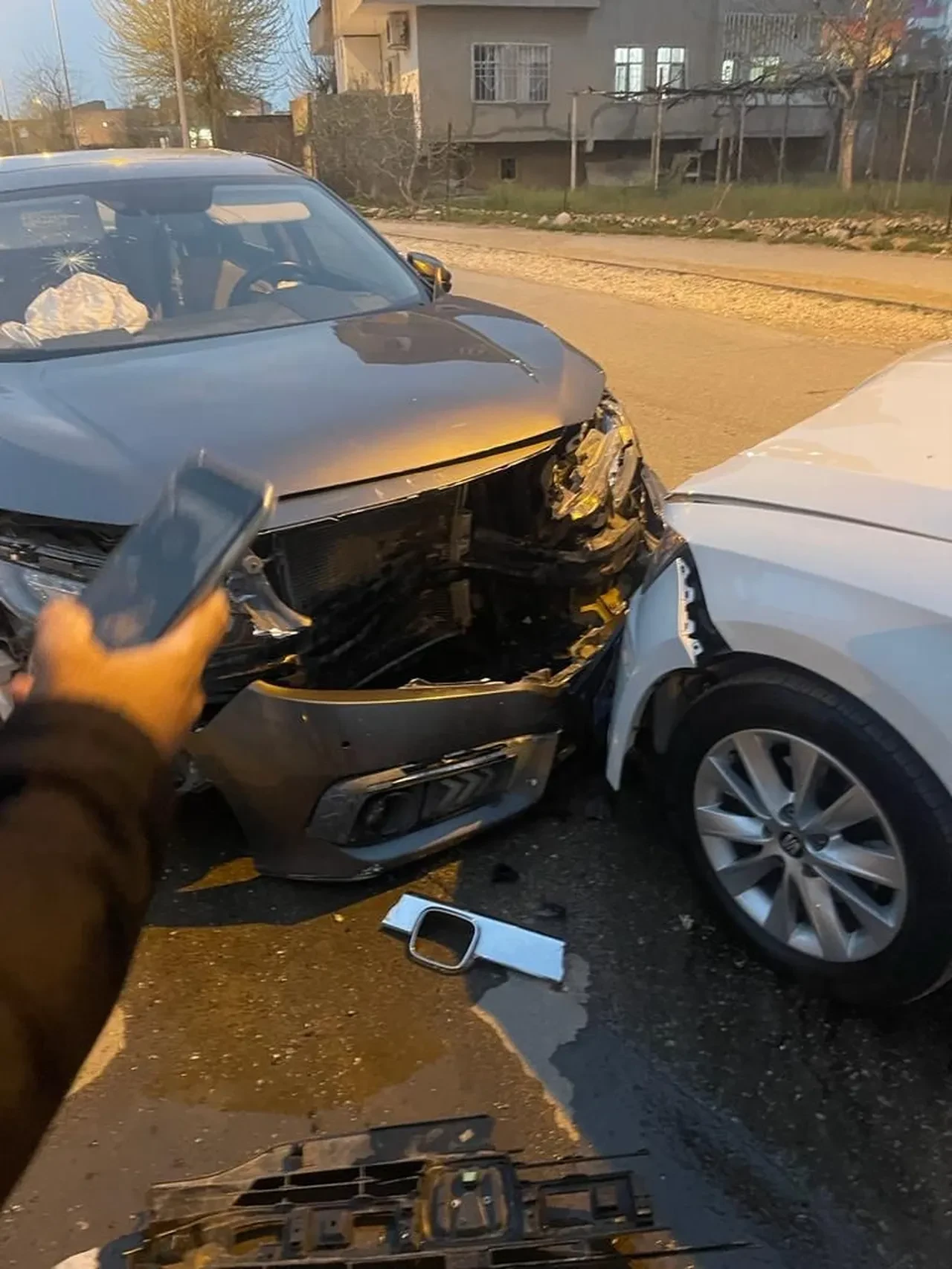 Sahte araç kazalarıyla sigorta vurgunu: 43 gözaltı