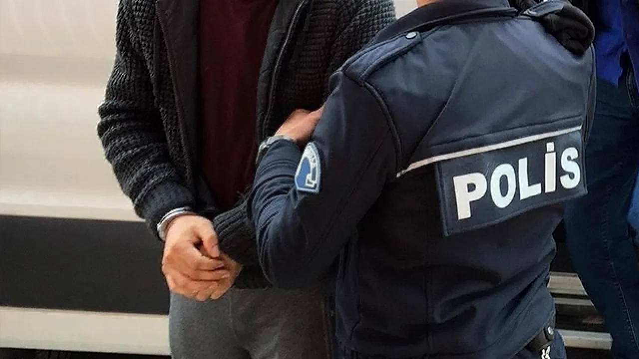 Sahte internet siteleri üzerinden dolandırıcılık: 8 gözaltı