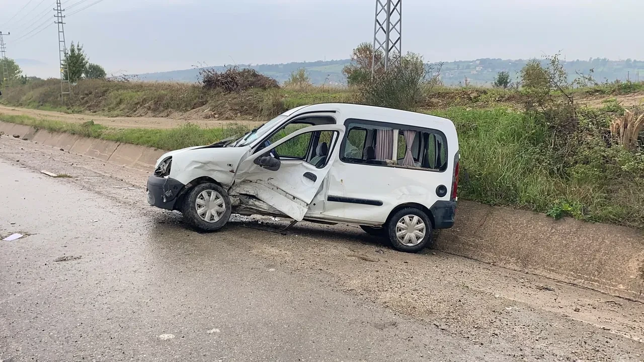 Sinop'ta feci kaza: 1'i bebek 5 yaralı