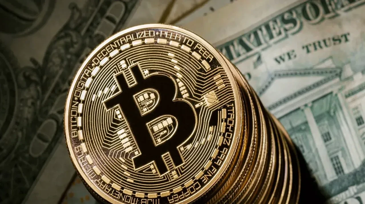 Bitcoin'de 100 bin dolar hayali suya mı düşüyor? Yıl sonu için çarpıcı tahmin!