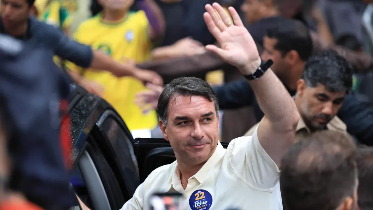 Brezilya'da seçimleri kaybeden Flavio Bolsonaro ABD'ye kaçtı! Lula'dan sert tepki: Utanç verici