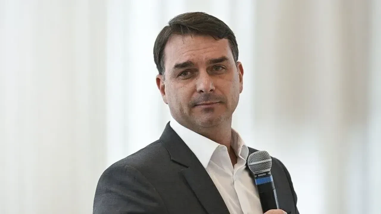 Brezilya'da seçimleri kaybeden Flavio Bolsonaro ABD'ye kaçtı! Lula'dan sert tepki: Utanç verici