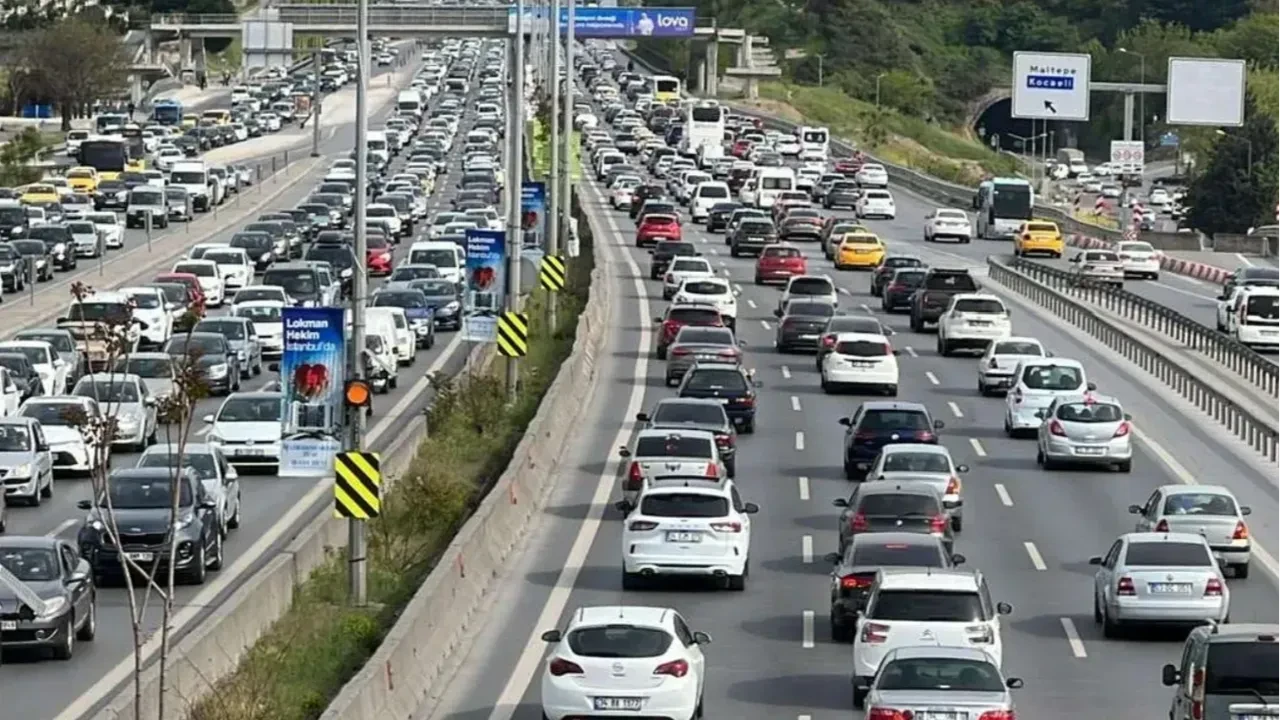 Bursa’da 29 Ekim Cumhuriyet Bayramı trafik tedbirleri: İşte kapatılacak yollar ve alternatif güzergahlar listesi