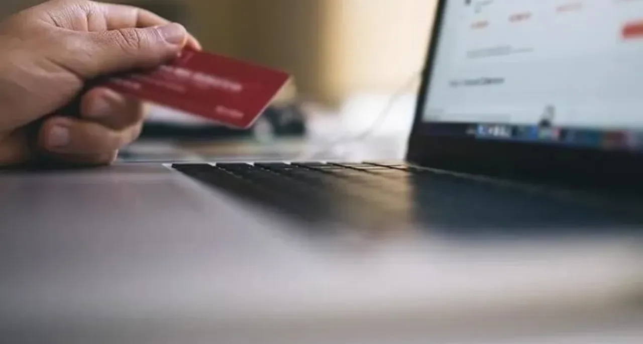 Cuma günü bankalar açık mı? 30 Ekim Cuma bankalar, noterler ve PTT’nin tatil durumu!