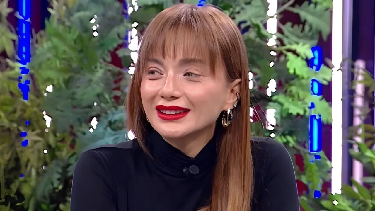 Damla Sönmez’den şaşırtan açıklama! Oyunculuğu seçmesinin ardındaki nedeni anlattı