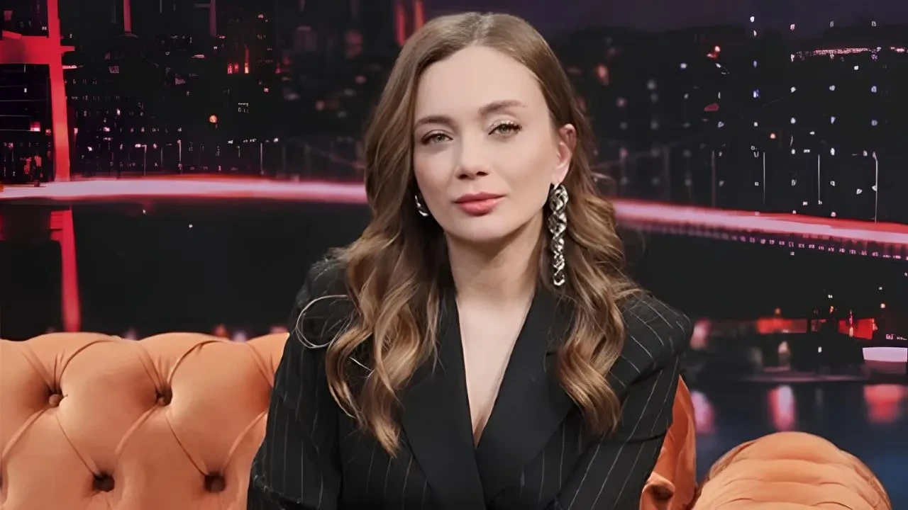 Damla Sönmez’den şaşırtan açıklama! Oyunculuğu seçmesinin ardındaki nedeni anlattı
