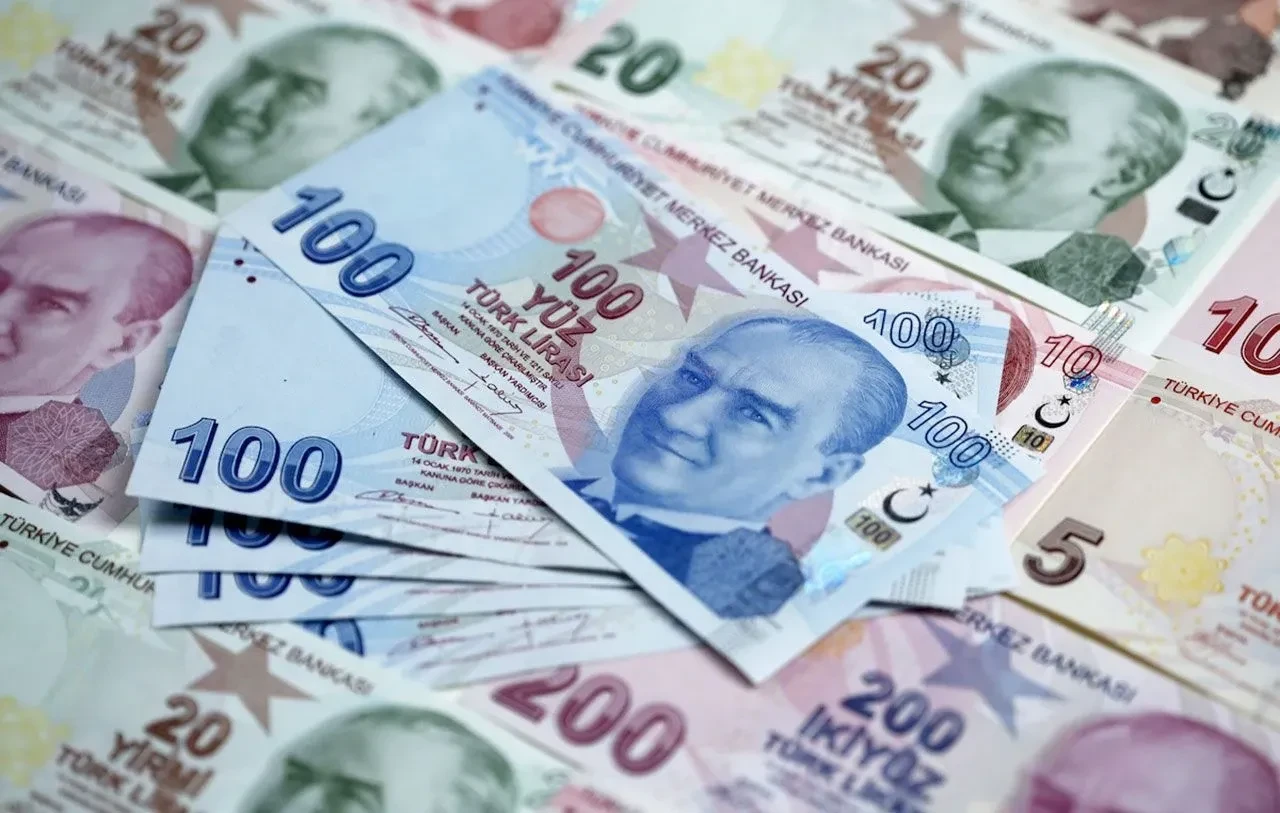 Emekli maaş zammında önemli kulis: Kime daha çok artış yapılacak? Kritik refah payı ve seyyanen zam detayı