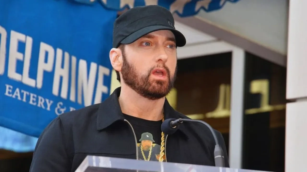 Eminem’e yakınından darbe! En gizli sırlarını 50 bin dolara sattı