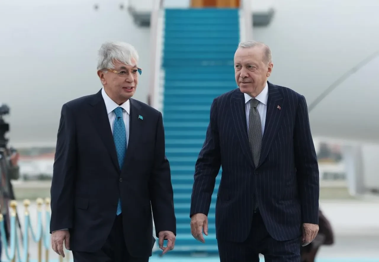 Kazakistan Cumhurbaşkanı Tokayev Ankara'da! Cumhurbaşkanı Erdoğan ile görüşmede ilişkilerin 5 alanda geliştirilmesi vurgulandı