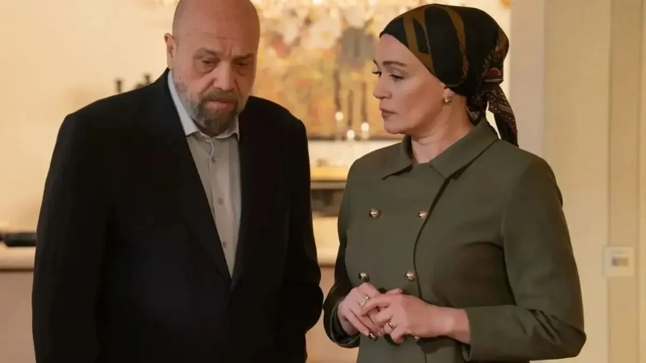 Kızılcık Şerbeti’nden ayrılan senaristlerin yeni adresi belli oldu! Mavi Orkide dizisi geliyor