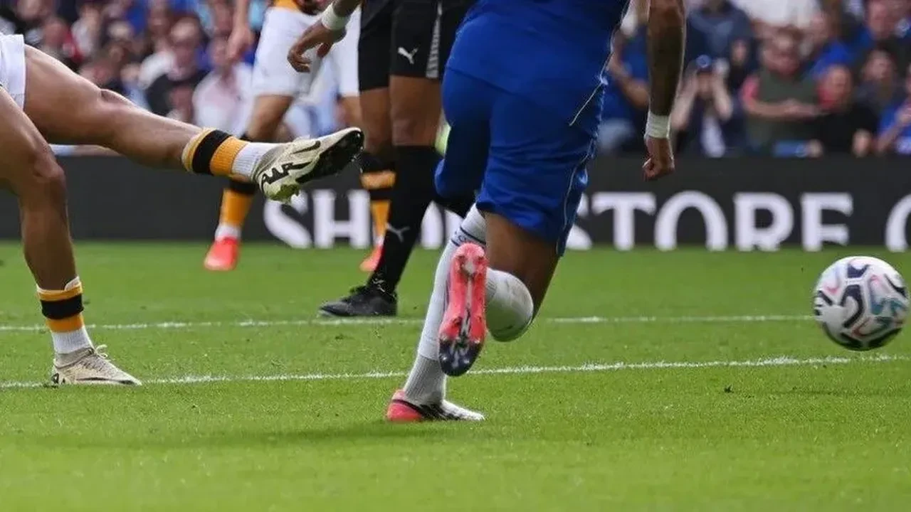 Liverpool Chelsea hangi kanalda, CANLI nereden izlenir? Canlı yayınlanacak