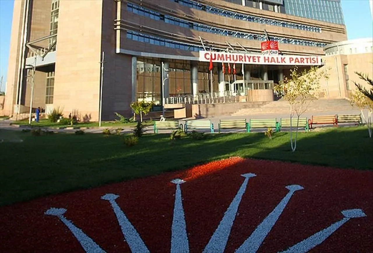 CHP kurultay takvimi ertelendi! İşte kurultay için beklenen en yakın tarih