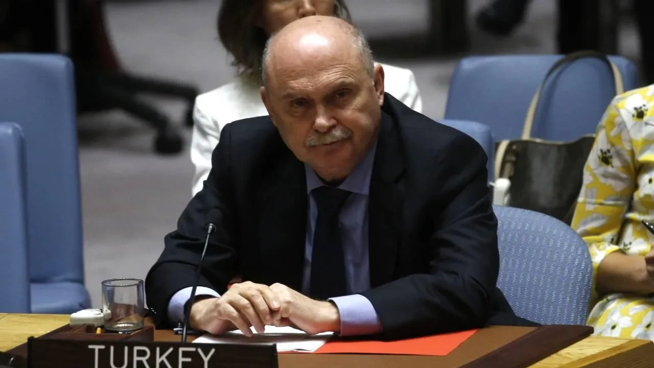 Türkiye, eski Dışişleri Bakanı Feridun Sinirlioğlu'nu BM Genel Sekreteri adayı olarak açıklamaya hazırlanıyor