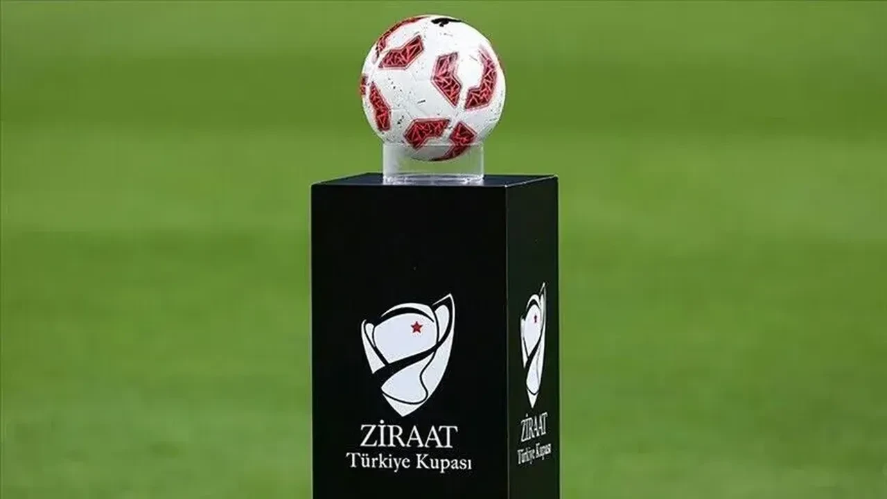 Ziraat Türkiye Kupası'na yağış engeli! Fethiyespor - Eyüpspor maçı ertelendi