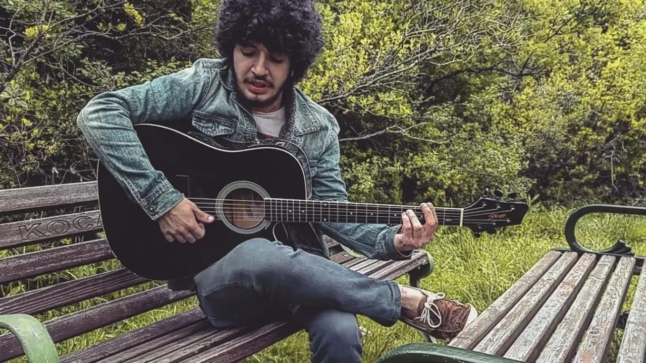 21 yaşında hayatını kaybeden Onur Can Özcan geride buruk bir hikaye bıraktı! Milyonları hüzne boğmuştu