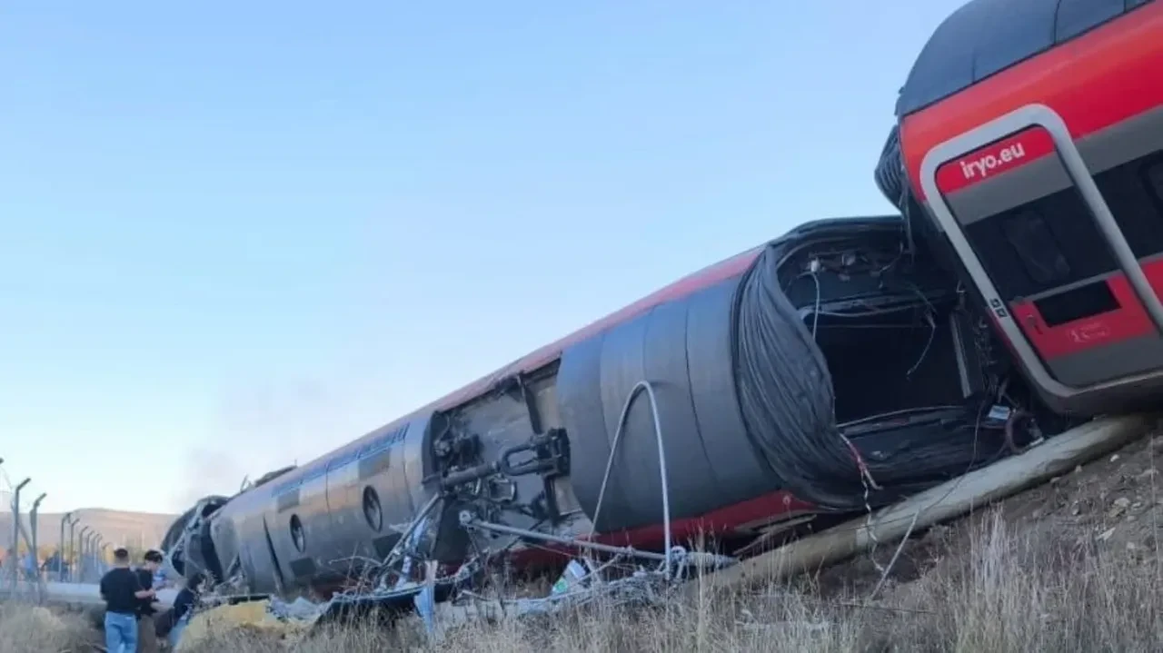 İspanya'daki tren faciasında ölümcül hata! Kaza öncesi telsiz kayıtları ortaya çıktı