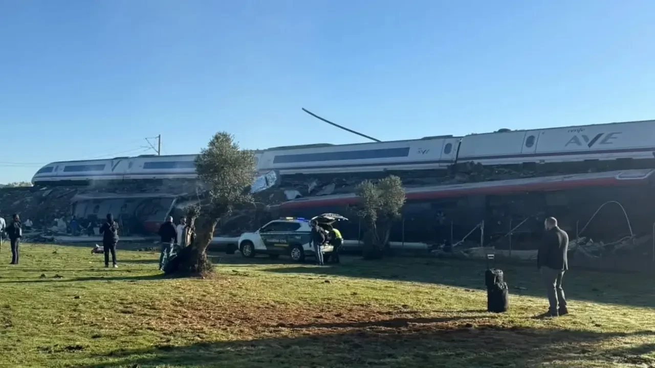 İspanya'daki tren faciasında ölümcül hata! Kaza öncesi telsiz kayıtları ortaya çıktı