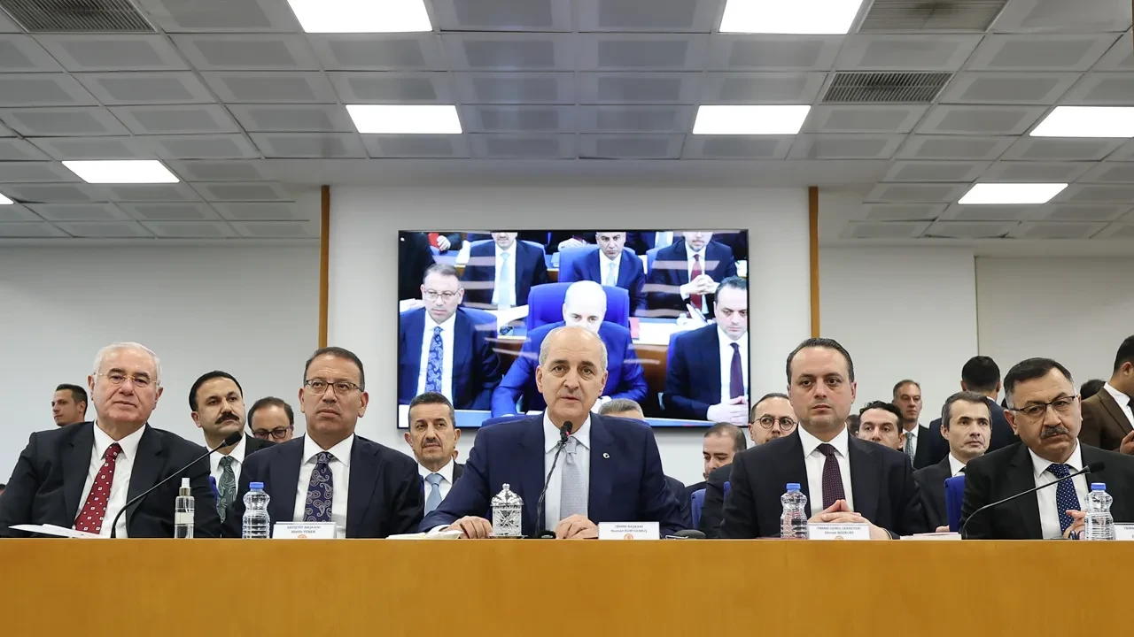 TBMM Başkanı Numan Kurtulmuş'tan Terörsüz Türkiye'de sinsi hesap içinde olanlara uyarı: Oyunbozanlık yapan altında kalır