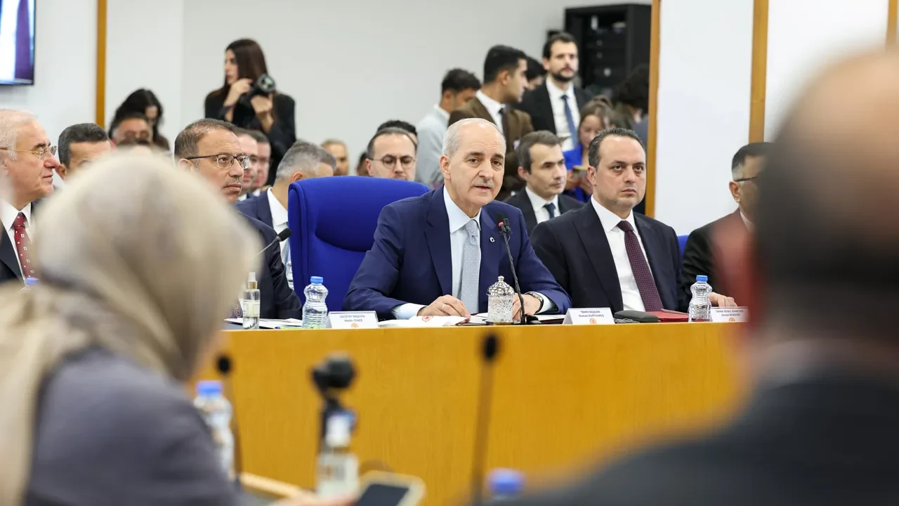 TBMM Başkanı Numan Kurtulmuş'tan Terörsüz Türkiye'de sinsi hesap içinde olanlara uyarı: Oyunbozanlık yapan altında kalır