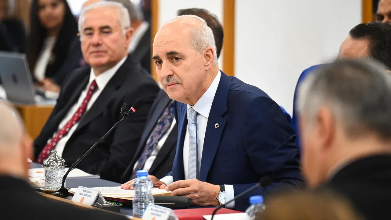 TBMM Başkanı Numan Kurtulmuş'tan Terörsüz Türkiye'de sinsi hesap içinde olanlara uyarı: Oyunbozanlık yapan altında kalır