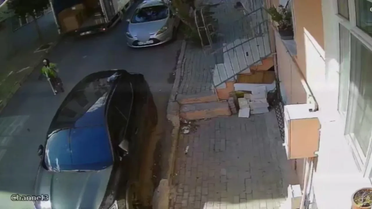 Avcılar’da feci kaza, kamyonetin altında kalan kadın hayatını kaybetti