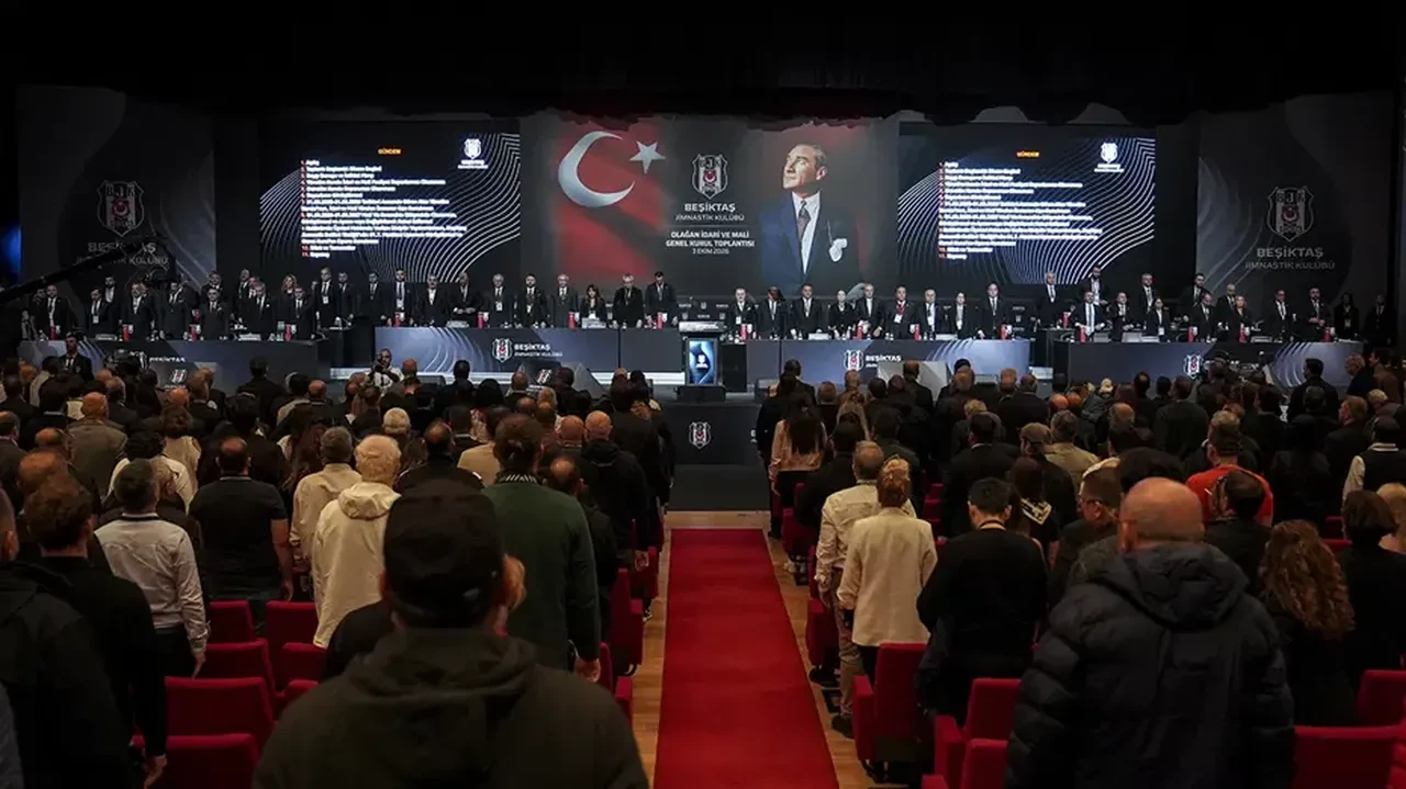 Beşiktaş'ta genel kurul geride kaldı: Serdal Adalı yönetimine tam onay!