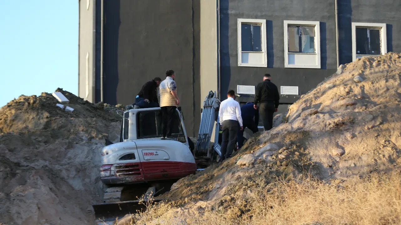 Çanakkale'de üniversite kampüsünde toprak kayması: Yaralılar var