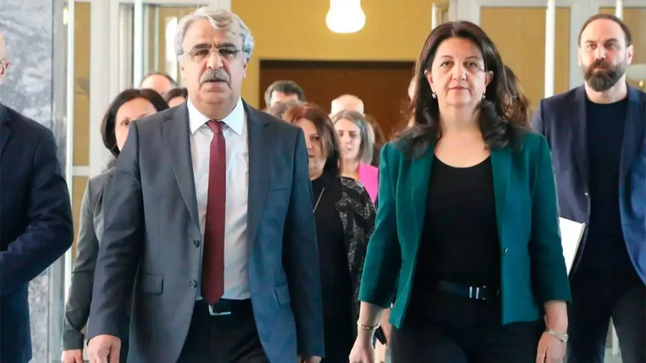 DEM Parti İmralı Heyeti ile Cevdet Yılmaz arasında 1 saatlik kritik görüşme