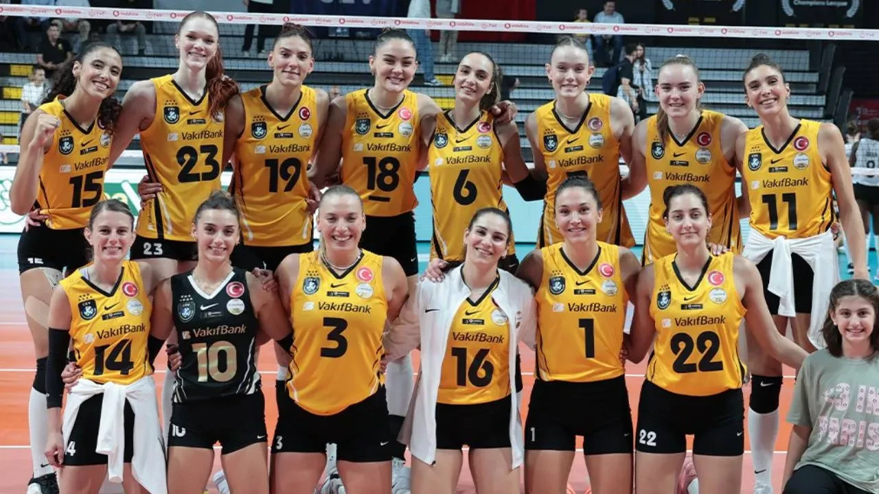 Dev maçta kazanan VakıfBank! Sarı-siyahlılar, Beşiktaş'ı mağlup etti