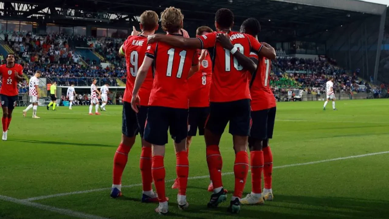 İngiltere'den 7-0'lık galibiyet! Hırvatistan'a gol olup yağdılar